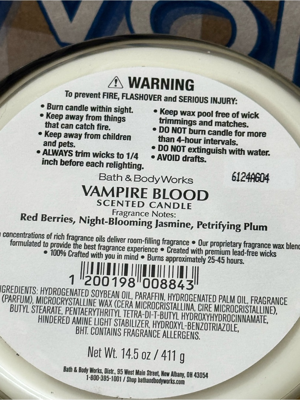 NEW B&BW Vampire Blood 3 wick candle - Picture 2 of 4